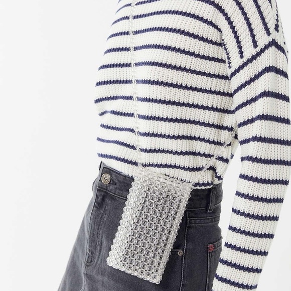 URBAN OUTFITTERS BEADED PHONE BAG - Picture 1 of 3